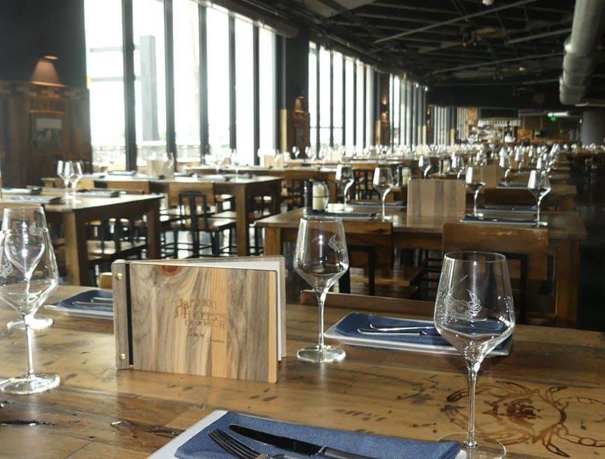 Harpoon Harry's Crab House